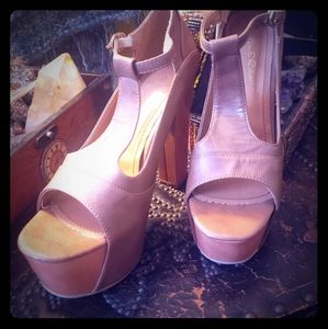 Jessica Simpson Tan Dany